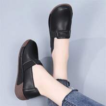 Women's Casual Platform Loafers, Thick Sole Slip-On Moccasins For Middle-Aged Mothers, Soft Bottom Slouchy Shoes