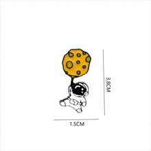 4件套宇航员/航天器金属胸针，创意卡通太空主题别针，可别在衣服、包包上，可爱日式装饰配件，适用于服装、包包、背包等，适合学校、Kpop、教师用品、办公用品、衬衫、外套等，是圣诞节、万圣节、秋冬季的理想配饰。适合青少年、青年、男士，休闲、户外、运动、度假、毕业礼物、生日礼物、日常佩戴，趣味教师礼物、男士礼物、包包别针。 - 彩色 - 查看 8