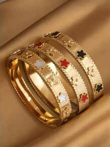 1pc Fashionable Floral Stainless Steel Golden Plated Bracelet, Water-Resistant Ladies Bangle