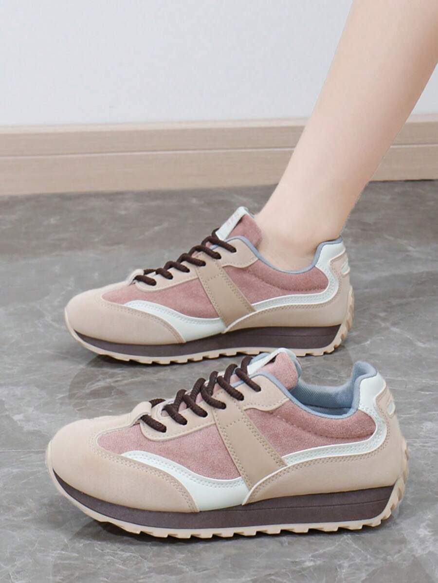 Damskie buty casualowe z grubą podeszwą, oddychające, wulkanizowane, zwiększona wysokość, koreański styl, trend 2024 jesień