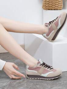 Damskie buty casualowe z grubą podeszwą, oddychające, wulkanizowane, zwiększona wysokość, koreański styl, trend 2024 jesień