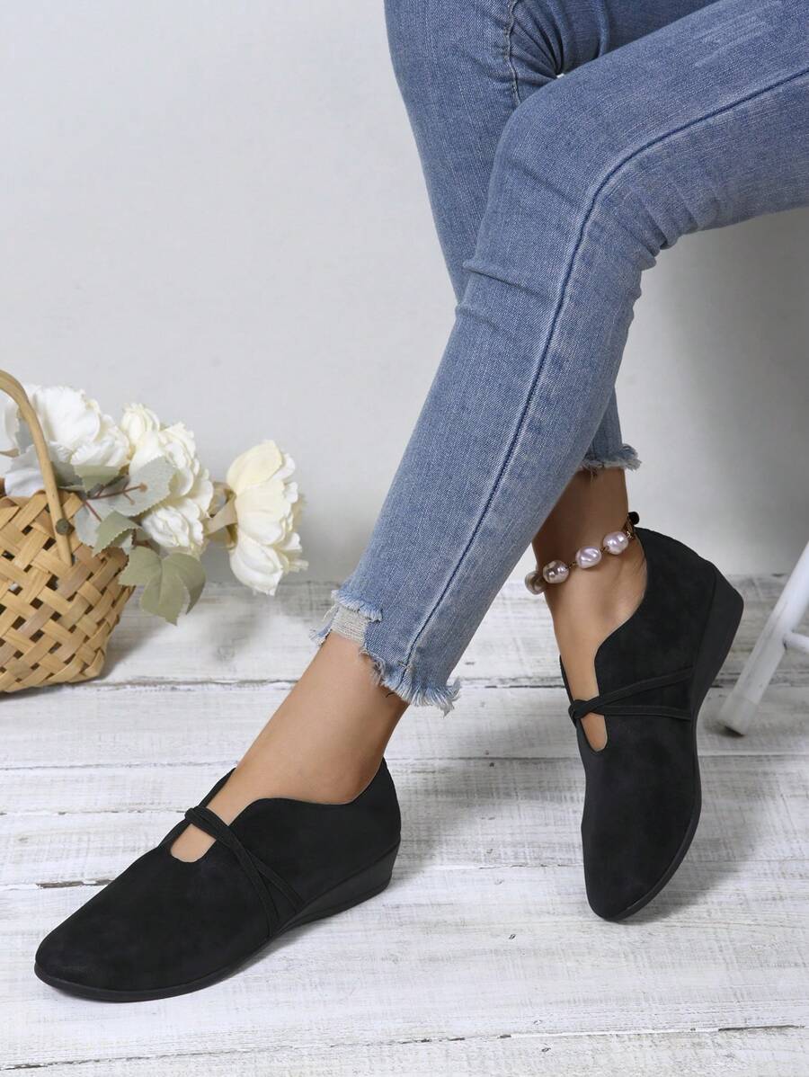 Zapatos planos casuales, cómodos y versátiles para uso diario de mujer, con diseño elástico y sin respaldo, escote en V profundo, puntera redonda, tacón grueso bajo y suela antideslizante.