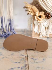 Women's Sandals With Metal Multi-Strap, Hollow Ankle Buckle, Round Toe, Flat, Versatile, Comfortable Breathable Non-Slip, Suitable For Spring & Summer