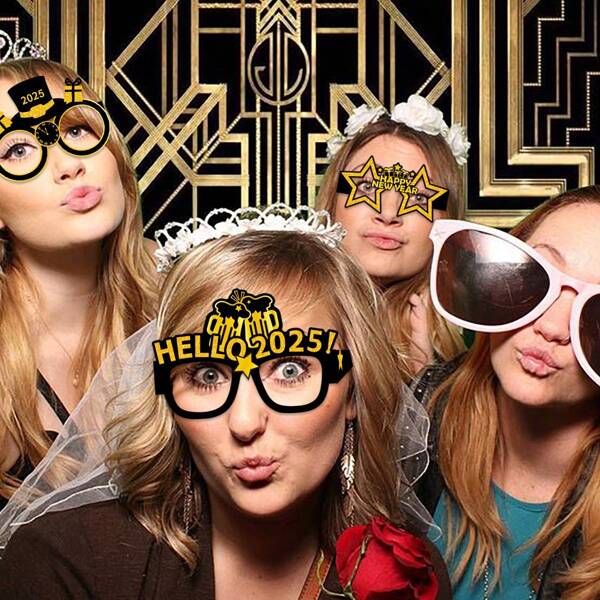 8 piezas Suministros para fiesta de Año Nuevo 2025, gafas de papel negras y doradas de talla universal, decoraciones para fiestas de Nochevieja, mejor regalo