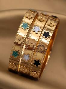 1pc Fashionable Floral Stainless Steel Golden Plated Bracelet, Water-Resistant Ladies Bangle