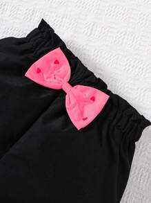 2pcs/Set Young Girl Fashionable Off Shoulder Floral Print Tee And Black Bow Shorts Set, Holiday Outfit