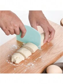 1/2/5pcs Plastic Scraper For Kneading, Cutting Dough And Scraping Flour, Large Baking Tool