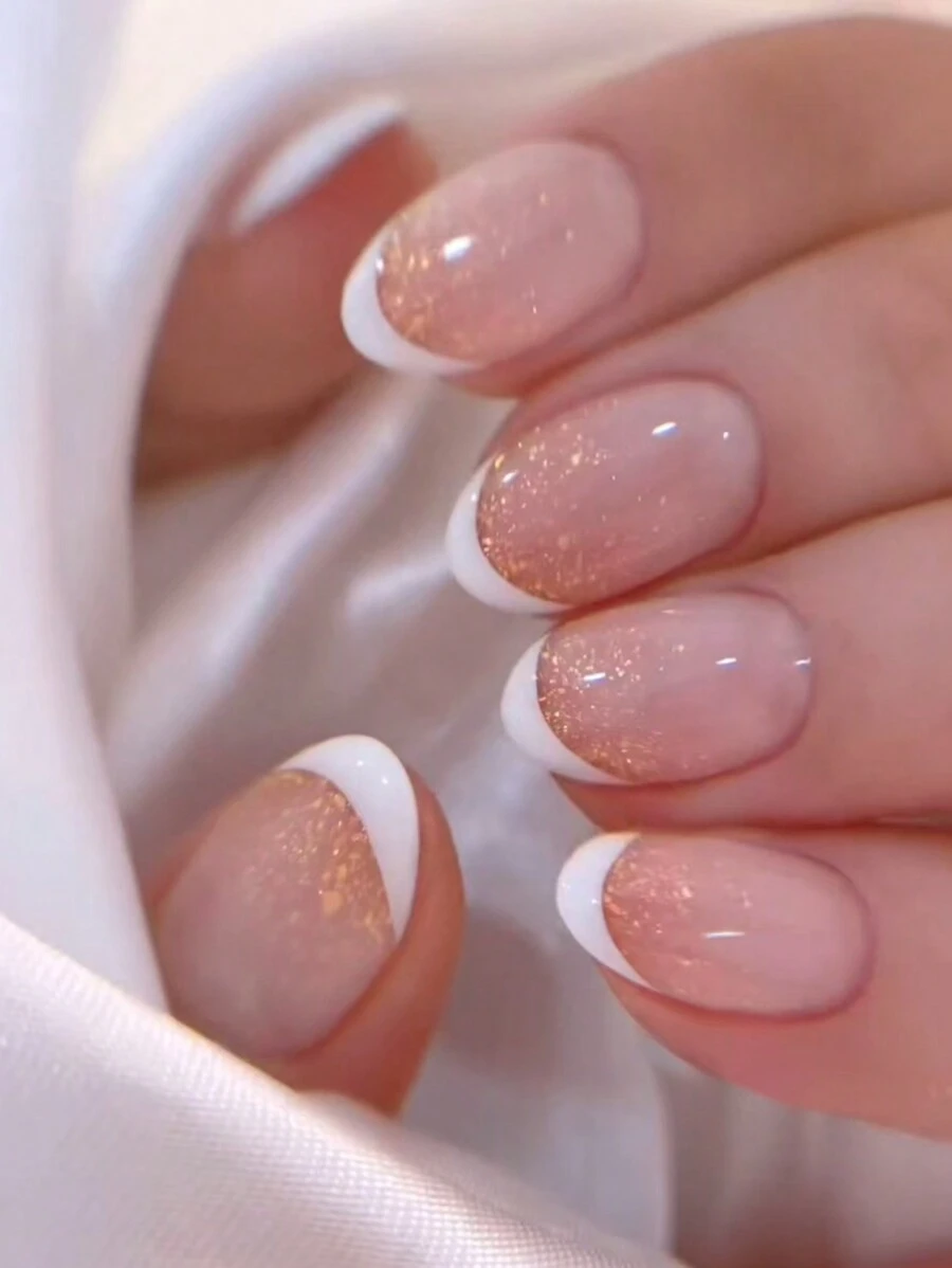 24 piezas Pegatinas de uñas francesas cortas ovaladas con lentejuelas brillantes, blancas, diseño corto, ajuste perfecto, set de uñas postizas acrílicas que incluye: 1 pieza de esmalte de gel y 1 pieza de lima de uñas, manicura francesa adecuada para mujeres y niñas para uso diario y de fiesta, suministros de arte de uñas