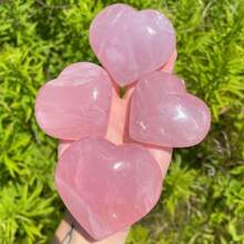 Hochwertige polierte Rosenquarz Herz im Boho-Stil, Naturkristall, Kristall-Heilung, Reinigung des Geistes, Yoga Meditation, Ausgleich von Körper und Geist, Dekofigur für Zuhause, Valentinstag Geschenk für Frauen, Geschenk für Eltern, DIY, Feiertags-Geschenk, Kristall-Kunsthandwerk, Geschenk zur Graduierung für Mitschüler, Ostergeschenk, Neujahrgeschenk, Weihnachtsgeschenk