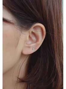 1 对复古 S925 纯银浮雕小圆盘耳钉，女士珠宝配饰，适合通勤、日常佩戴、约会、婚礼、生日