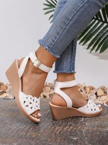 Nuevas sandalias de estilo bohemio para mujer, con diseño cómodo y antideslizante, perforadas, bordadas, hebilla de metal y cuña de tacón plataforma, de estilo desierto - Blanco - Ver 3