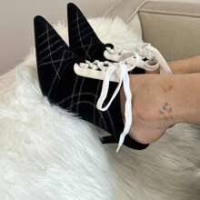 So Me Advan Pointy Toe Sneaker Pump Heel With Laces - Black - View 5