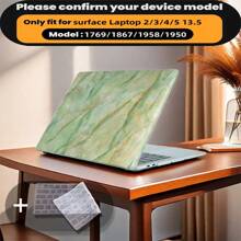 有 4 种图案可供选择，均配有键盘保护膜。它与 MacBook Air Pro 保护套、13/14/15/16 英寸电脑保护套兼容，并配有键盘保护膜