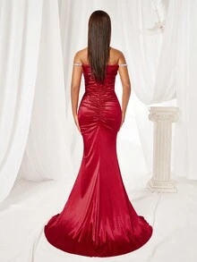 Eid Elegant Off-Shoulder High Slit Maxi Dress, Made Of Stretchy Knit Fabric, Won't Slip Down - Burgundy - View 2