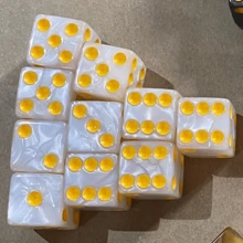 10pcs/套大孔骰子套装 - 方形珍珠骰子，适用于大理石棋盘游戏配件，非常适合棋盘游戏和派对乐趣，家庭聚会首选，适合角色扮演游戏，基于运气的桌面游戏 - 适合 14 岁以上。适合室内和室外游戏、多人游戏、朋友聚会、生日、婚礼和庆祝活动。游戏、新年、生日的绝佳礼物。 - 彩色 - 查看 13