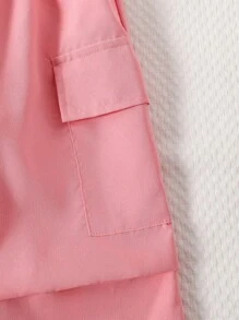Conjunto de top de manga corta y pantalones cargo con estampado de dibujos animados para niñas preadolescentes