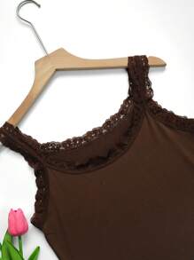 1pc Women Solid Color Lace Trim Decor Round Neck Camisole Tank Top Vest With Contrast Neckline, Sleeveless, Lightweight