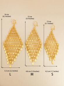 1 Pair Vintage Hollowed Out Four Leaf Flower Gold Long Earrings With Tassel Drop Decoration Pendant Copper Earrings Suitable For Women's Parties Weddings And Outfits - Yellow Gold - View 6