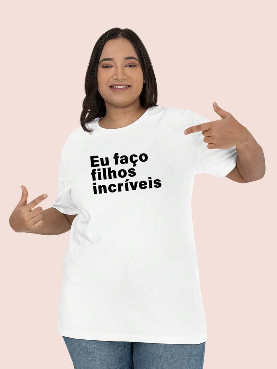 Camiseta Oversized Feminino Plus Estampada Jesus É Católico - Branco - Visão 1