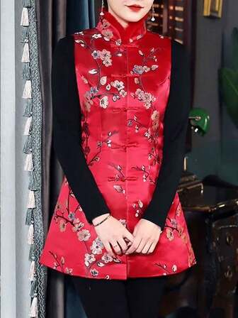秋冬无袖唐装马甲外套，红色梅花图案旗袍上衣马甲外套，立领带毛领，侧开衩，前襟纽扣开襟，适合圣诞夜/感恩节/圣诞节/春节/除夕，也适合日常/休闲/假日/社交/派对等场合。