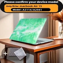 有 4 种图案可供选择，均配有键盘保护膜。它与 MacBook Air Pro 保护套、13/14/15/16 英寸电脑保护套兼容，并配有键盘保护膜