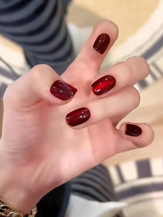 24Pcs Wine Red Crystal Cat Eye Square Stick On Fake Nails, For Ladies Nail Art, Suitable For Party & Daily Wear Nail Accessories Press On Nails Nail Supplies Nails