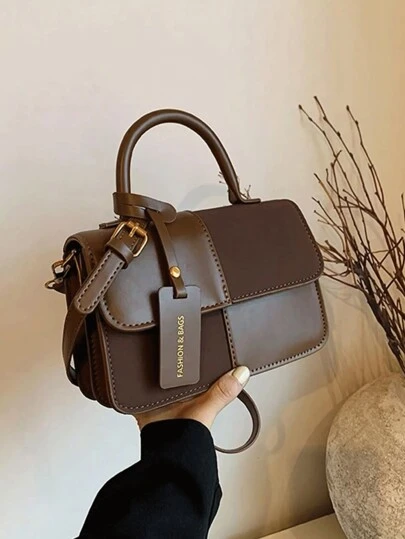 New Winter Fashion Classic Suede Handbag, Patchwork Design Burgundy Bag, Letter Graphic Decor Tote Bag, Shoulder Bag And Square Bag, Suitable For Shopping, Parties And Dates. New Autumn/Winter Women Bag, Best Autumn Wallet, Latest Fashion Suede Women Bag, Perfect Match For Autumn Women Outfits.