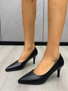 1 para damskich czarnych wysokich obcasów, odpowiednich do stroju roboczego, w stylu retro