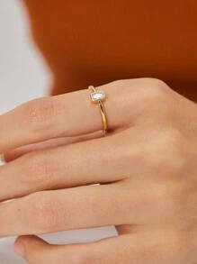 Charm-In Glänzender quadratischer Zirkonia-Ring, goldplattierter Messingring mit funkelnden Zirkonia-Steinen, eleganter Schmuck, Verlobungsring, geeignet für Partys oder Hochzeiten, Geschenk für die Freundin, Valentinstag