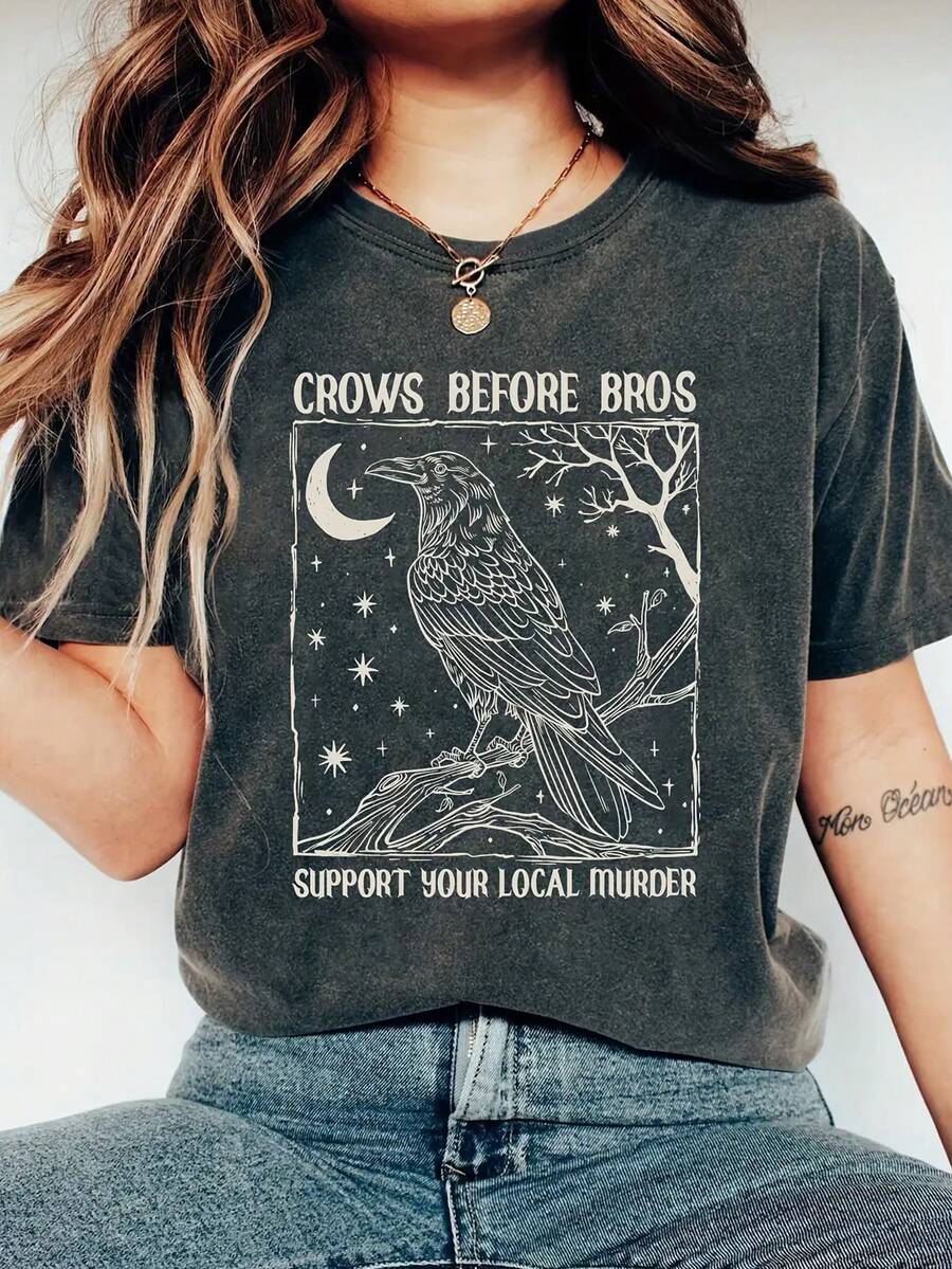 Blusa casual de cuello redondo y manga corta con estampado minimalista de cuervo para mujer