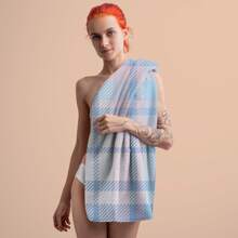 1 Blue And Pink Retro Classic Plaid Beach Towel, Personalized Portable And Fashionable Beach Towel, Quick-Drying Polyester Mixed Material, Soft And Skin-Friendly, Anti-Sand And Water-Absorbent, Universal Holiday Style Suitable For Swimming Pools, Travel, Yoga And Swimming Training, Multiple Sizes Available, Great Gift Summer,Holiday