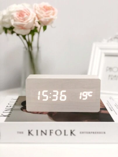1pc Intelligent Wooden Alarm Clock, Bedside Desk Clock, Home Electronic Decor, Snooze Function, Morning Alarm, Bedside Table Clock, Voice Control Digital Alarm Clock, Home Decor, Room Decor Gift, Birthday Graduation Digital Alarm Clock, Bedroom Decor, Dorm Decor, Back To School Decoration, School Surprise, Study Supplies