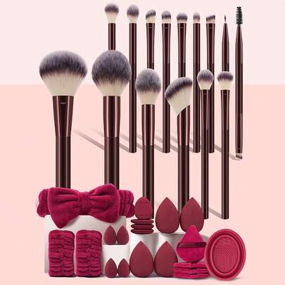 15/20/35件套化妆工具套装，包含：15支化妆刷+4个化妆海绵+4个迷你化妆海绵+4个三角粉扑+4个迷你气垫粉扑+1个发圈+2个手碗带+1个化妆刷清洁工具。