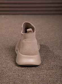 Neue leichte Freizeitschuhe für Frauen, bequeme Sneaker, atmungsaktiv und staubdicht, mit Sockendesign für einfaches An- und Ausziehen, modischer, vielseitiger Freizeitstil, geeignet für verschiedene Anlässe, Unisex/Paar-Design