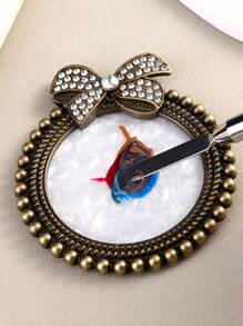 Paleta de uñas de plata, oro y rosa, soporte para exhibir el arte de uñas, pajarita brillante, rhinestones, bandeja para esmalte de gel, pigmento variado para decoración de uñas