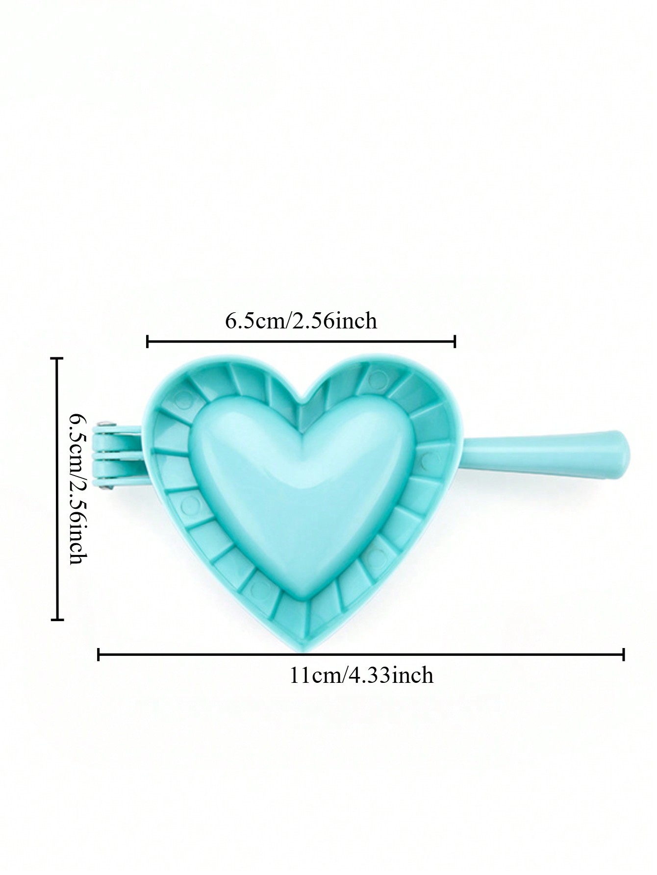 1 قالب من على شكل قلب لعمل الكمبوشات والفطائر وانت...