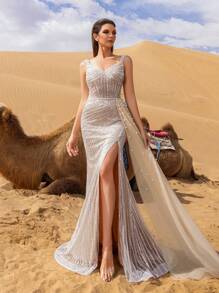 Faeriesty Hochelegantes Abendkleid für Damen im Glamour-Stil mit zarten dünnen Trägern, dramatischem hohem Schlitz, schmeichelhafter Meerjungfrauensilhouette und eleganten Tüll-Einsätzen für rote Teppich-Events, schwarze Gala-Veranstaltungen, Hochzeitsfeiern, Preisverleihungen und luxuriöse Modeschauen.