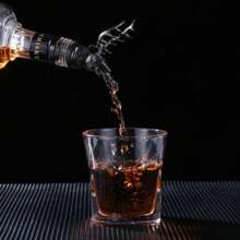 Zinc Alloy Deer Head Wine Pourer Unique Stag Wine Bottle Stoppers Wine Aerators Bar Tools Kitchen Accessories