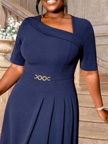 女士加大码夏季链条细节 A 字短袖休闲连衣裙,优雅鸡尾酒半正式舞会礼服,适合生日、婚礼嘉宾、毕业典礼、晚宴、返校节 - 藏蓝色 - 查看 6