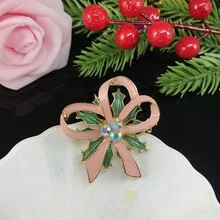 1 szt. Romantyczna, urocza, emaliowana różowa wstążka z kokardą i kryształkami, broszka na Boże Narodzenie i Walentynki, akcesoria i biżuteria dla kobiet - Motyl - Zobacz 12