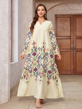 V 领连衣裙，全身印花，厚实柔软的四向弹力面料，优雅奢华的阿拉伯风格长袍，朴素