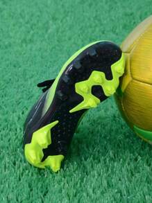 1 Pair Unisex Classic Embossed & Graffiti Design Kids/Children Outdoor Training Football Shoes, Low-Top Long Studs Non-Slip Wear-Resistant Breathable Boys/Girls Training Sports Shoes