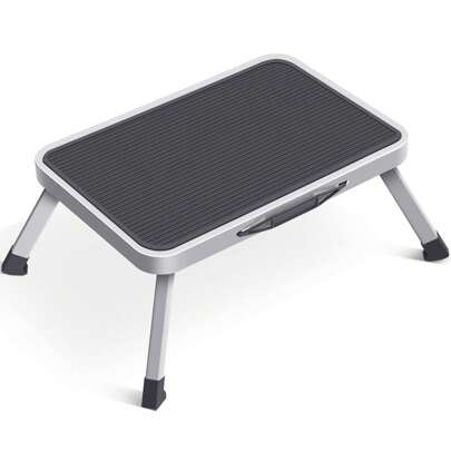 SYKIARIOL Step Stool, Folding One Step Ladder With Non-Slip Rubber Mat, Lightweight Steel Kitchen Stool, 330LBS