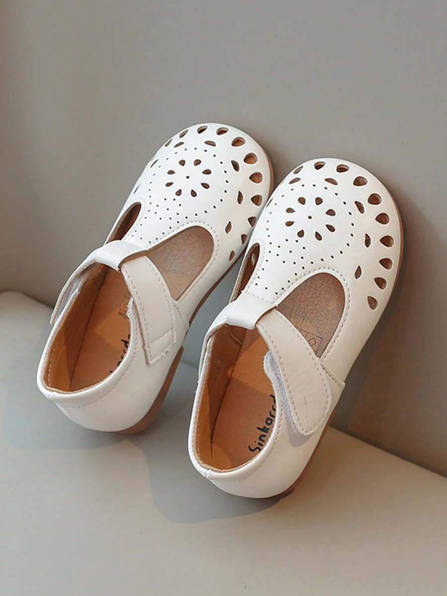 Toddler Girls' Summer Hollow Out Sandals, New 2024 Fashion Breathable Non-Slip Vintage Beach Shoes - Beige - View 1