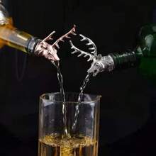 Zinc Alloy Deer Head Wine Pourer Unique Stag Wine Bottle Stoppers Wine Aerators Bar Tools Kitchen Accessories