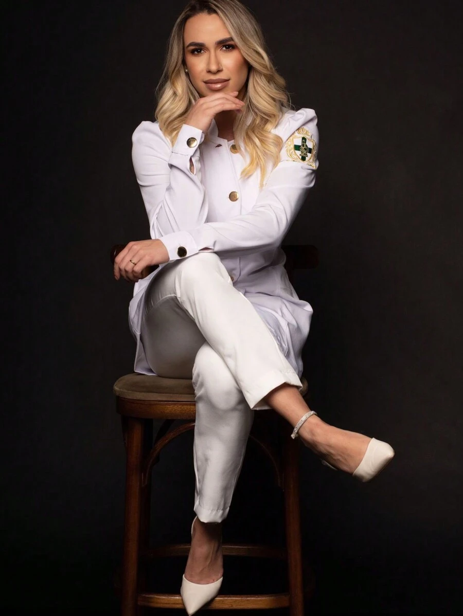 Button-Down Lab Coat - Elisa Model - White - View 1