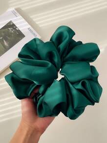 1pc Extra Large Green Faux Silk Scrunchie, Fluffy High Elastic Soft Silky Touch, Luxurious Casual Versatile Hair Accessory For Women Scrunchies Hair Ties Scrunchy Hair Ties Ponytail Head Accessories