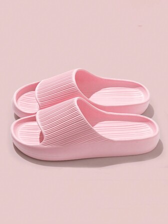 1 Pair Women's Cloud Pattern Thick Sole Slippers, Summer Beach EVA Soft Bottom Non-Slip Slippers, Bathroom & Home Comfortable Slides