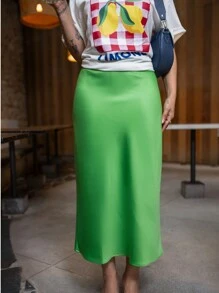 Satin Midi Skirt With Elastic - Green - View 3