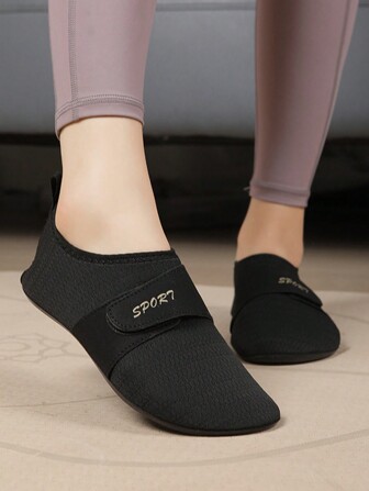 男女新款室内健身瑜伽鞋防滑跳绳硬拉柔软透气训练运动鞋